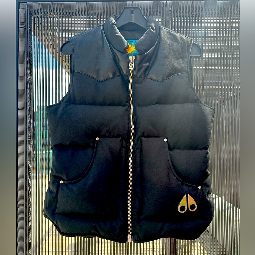 AUTHENTIC Moose Knuckles Women’s Down Vest